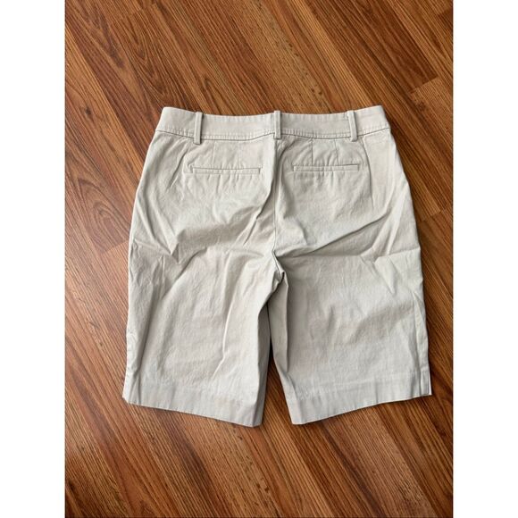 Talbots Women’s Perfect Short Cotton Blend Mid Rise Bermuda Shorts Beige Size 4P - Picture 3 of 10